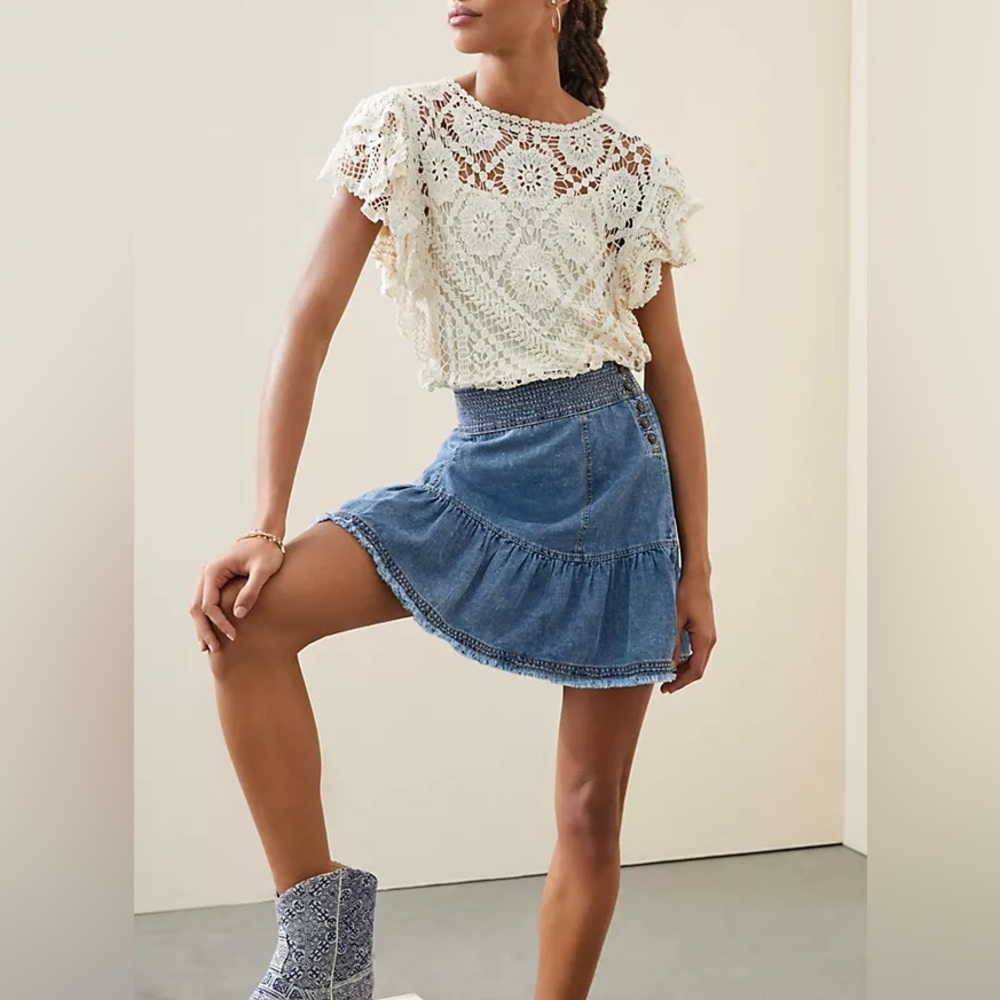 Pilcro Flounced Mini Skirt size medium light washed denim